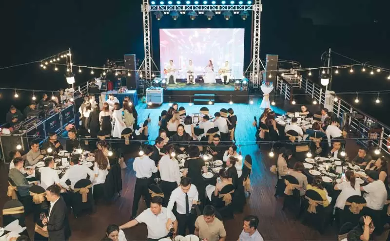 chu-de-gala-dinner-2