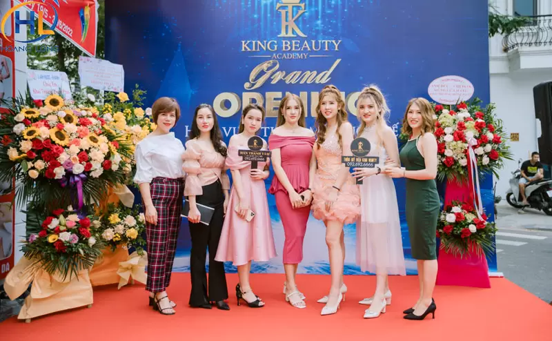 to-chuc-khai-truong-spa-2