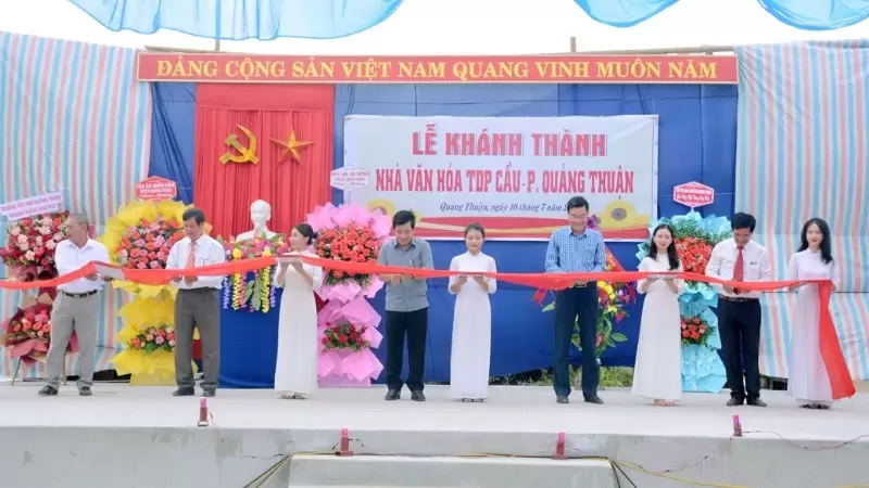 phat-bieu-chuc-mung-khanh-thanh-nha-van-hoa