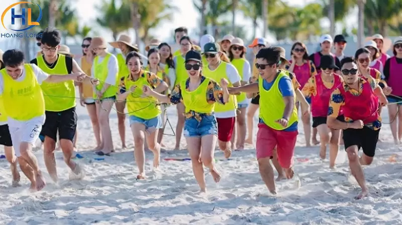 Mẫu kịch bản team building cho sinh viên hấp dẫn, vui nhộn nhất 2025