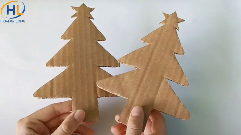 Hướng dẫn trang trí và làm cây thông noel bằng giấy đơn giản