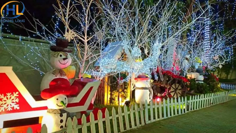 20+ ý tưởng trang trí giáng sinh ngoài trời đẹp ấn tượng và độc đáo