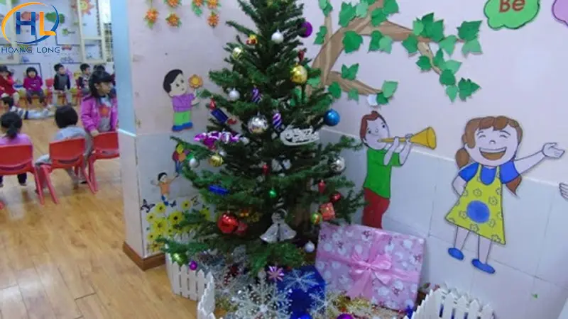 Ý tưởng trang trí noel lớp mầm non đẹp và dễ thương cho các bé