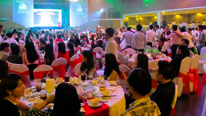 Kinh nghiệm, cách thức và kế hoạch tổ chức tiệc tất niên chi tiết