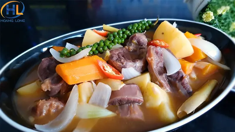 15+ menu, thực đơn tất niên công ty và gia đình hấp dẫn nhất 2026