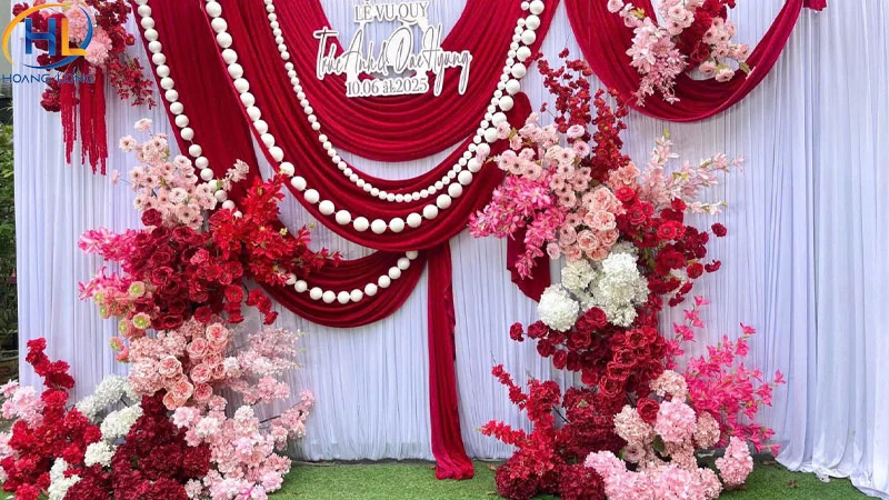 Tổng hợp 20+ mẫu backdrop đám cưới đẹp và tinh tế nhất 2026