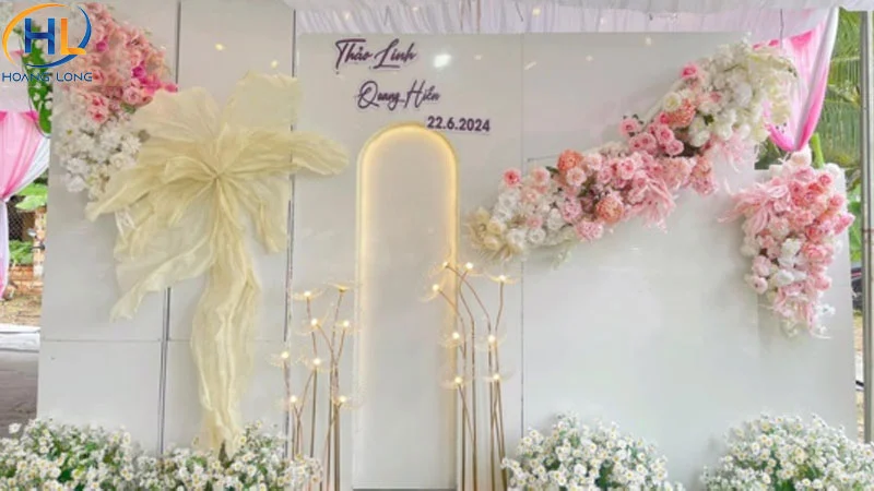 Tổng hợp 20+ mẫu backdrop đám cưới đẹp và tinh tế nhất 2026