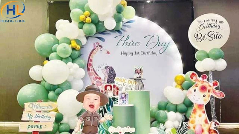 25 mẫu decor, background thôi nôi bé trai đẹp và độc đáo 55 25 mẫu decor, background thôi nôi bé trai đẹp và độc đáo