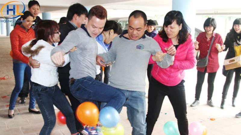 Tổng hợp những trò chơi trong tiệc sinh nhật hay và ý nghĩa