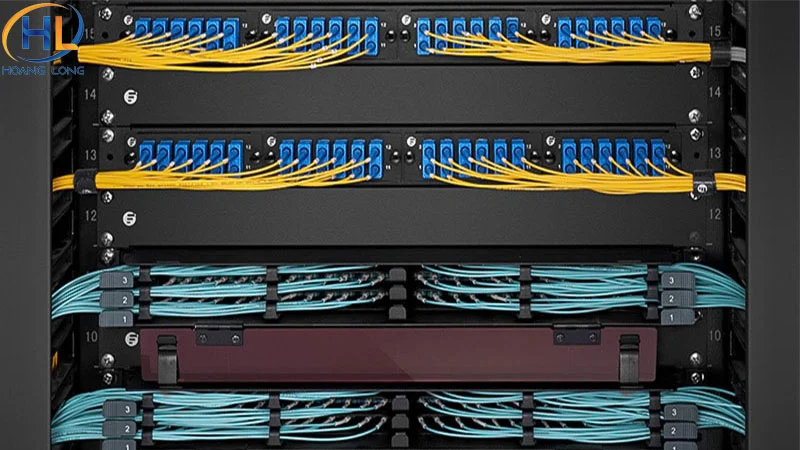 Dây tín hiệu, rack và phụ kiện