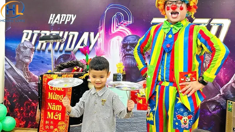 Thuê chú hề tổ chức sinh nhật cho bé.