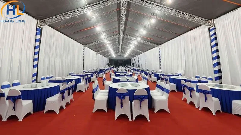 Thuê bàn ghế đám cưới tại Hà Nội: Các loại, giá thuê và cách chọn 9 Bàn tròn kết hợp ghế nệm