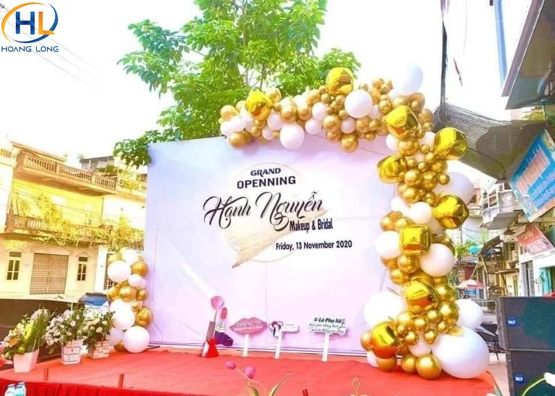 Backdrop khai trương đẹp: Mẫu, kích thước và nội dung cần có 60 backdrop khai truong 1 2