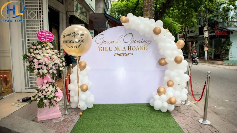 Backdrop khai trương đẹp: Mẫu, kích thước và nội dung cần có 75 backdrop khai truong 3 5