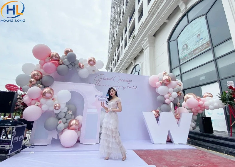 Backdrop khai trương đẹp: Mẫu, kích thước và nội dung cần có 56 backdrop khai truong 4